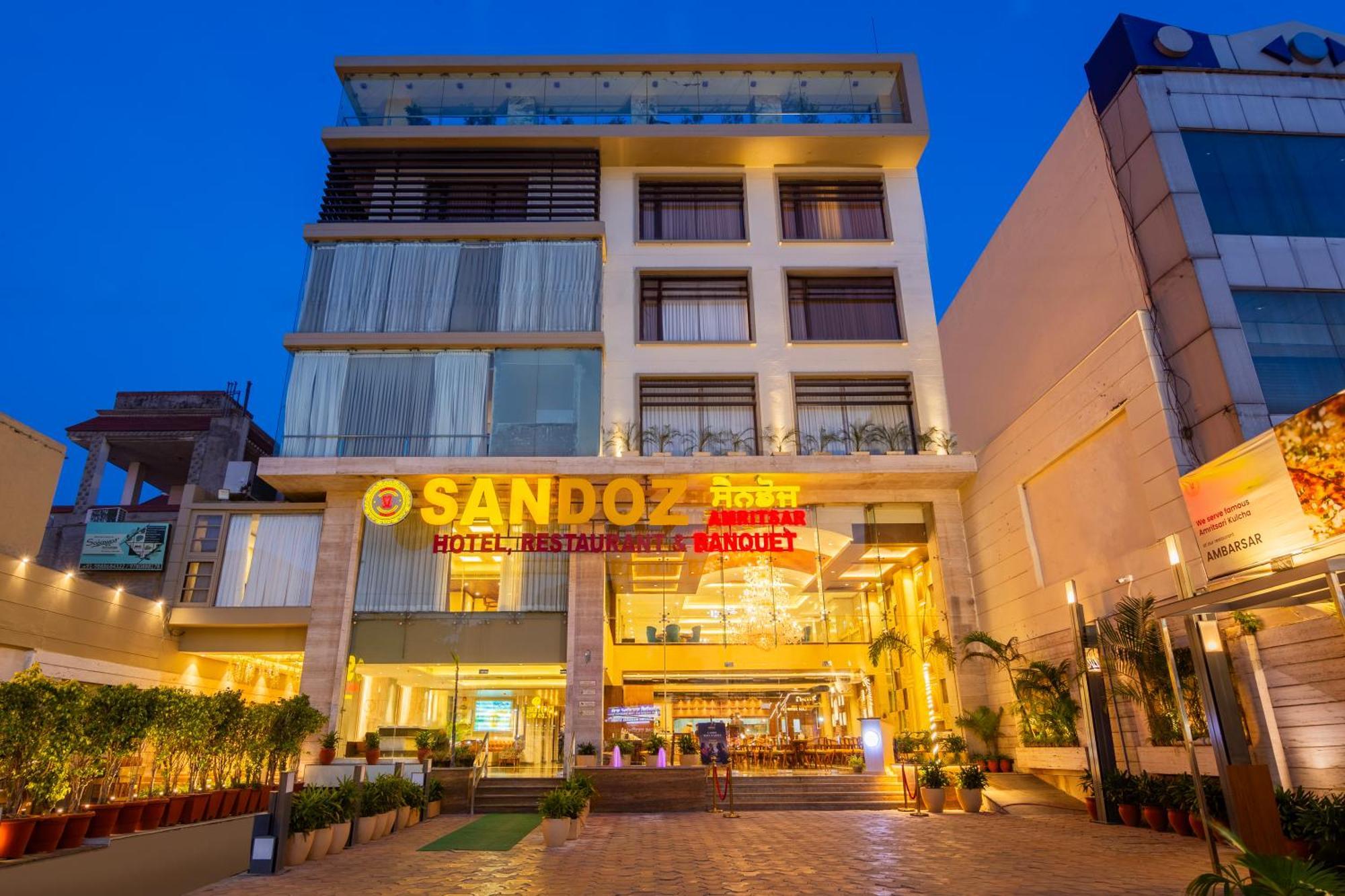 Sandoz Amritsar Near Golden Temple Buitenkant foto